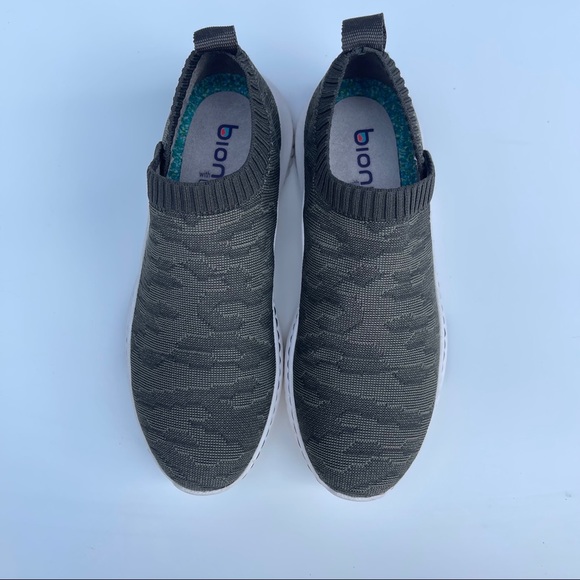 Slide on Runners - Picture 4 of 7